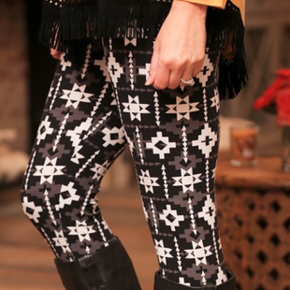 ✳️ Santa Fe Print Leggings by Infinity Raine - Picture 2 of 2